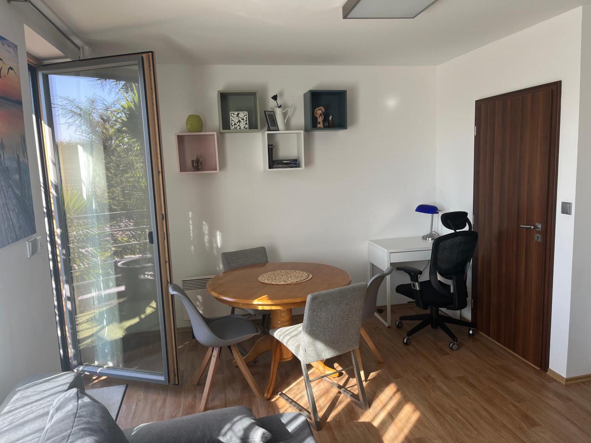 Apartman S Wellness Sluzbami Cercany Exterior photo